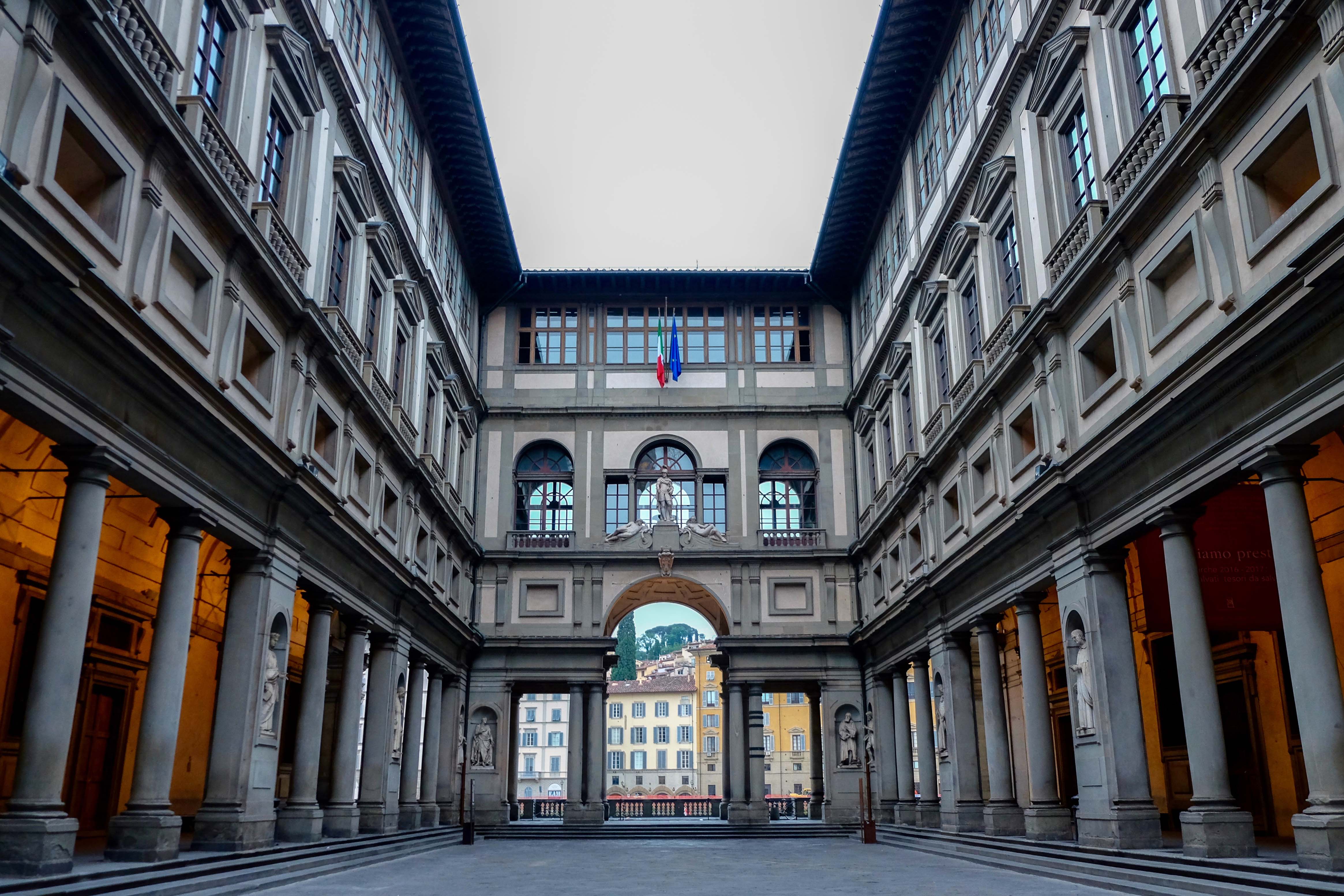 Uffizi Gallery: The Masterpieces / ウフィツィ Uffizi Gallery: The Masterpieces / ウフィツィ 10